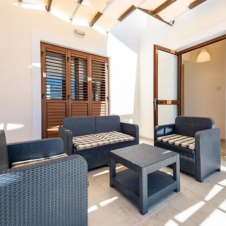 Alexandra By Ezoria Βίλα Αγία Νάπα