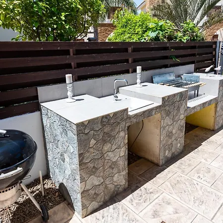 Alexandra By Ezoria Βίλα Αγία Νάπα