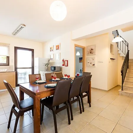 Alexandra By Ezoria Αγία Νάπα