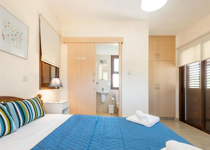 Willa Alexandra By Ezoria